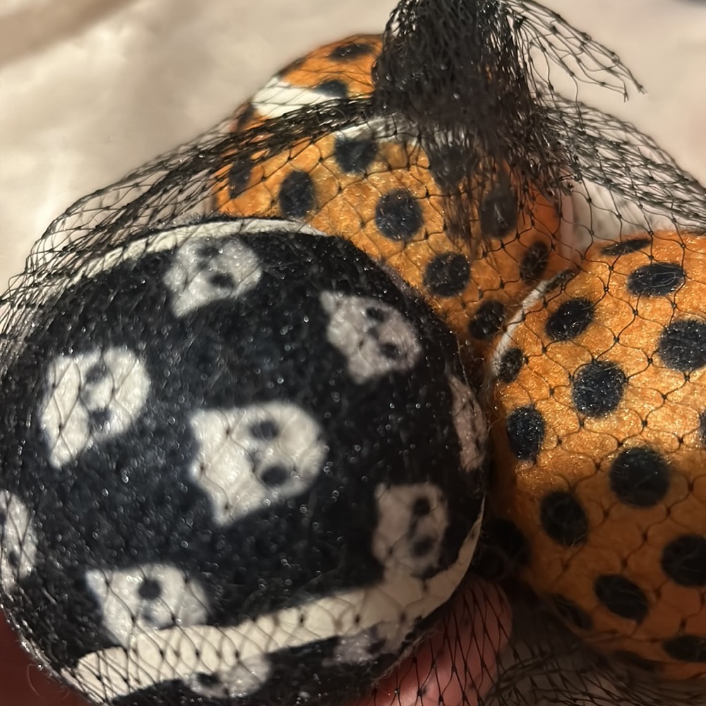 Dog toy balls with squeaker - Picture 3 of 4